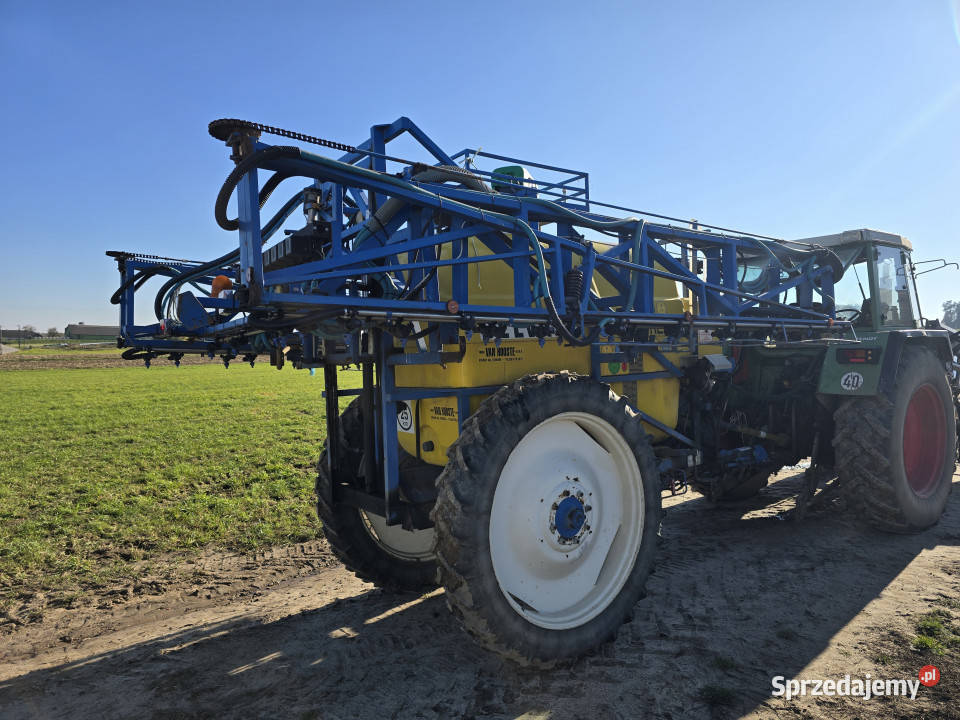 Opryskiwacz ciągany DELVANO TRE 2500 2500 L Zaczepiane Włosty