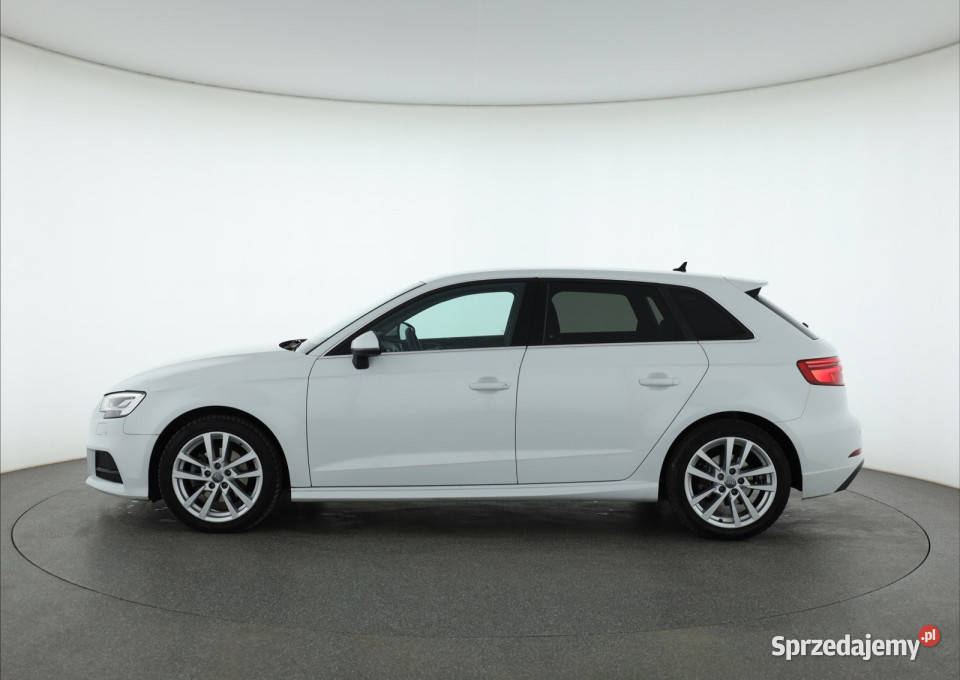 Audi A3 15 TFSI wspomaganie kierownicy mazowieckie Piaseczno sprzedam