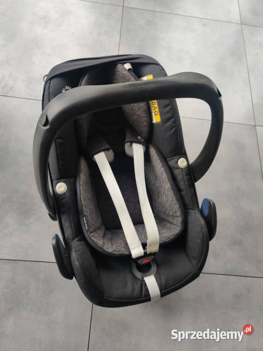 Fotelik samochodowy z baza MAXI COSI PEBBLE PRO Łódź