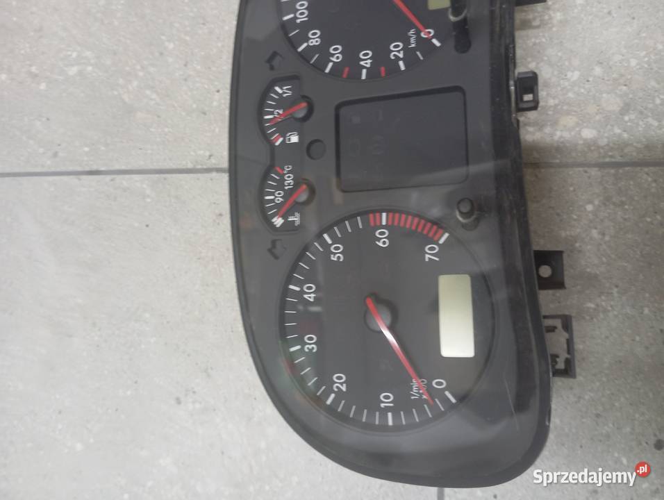vw golf IV licznik 1j0 919 880 MMO