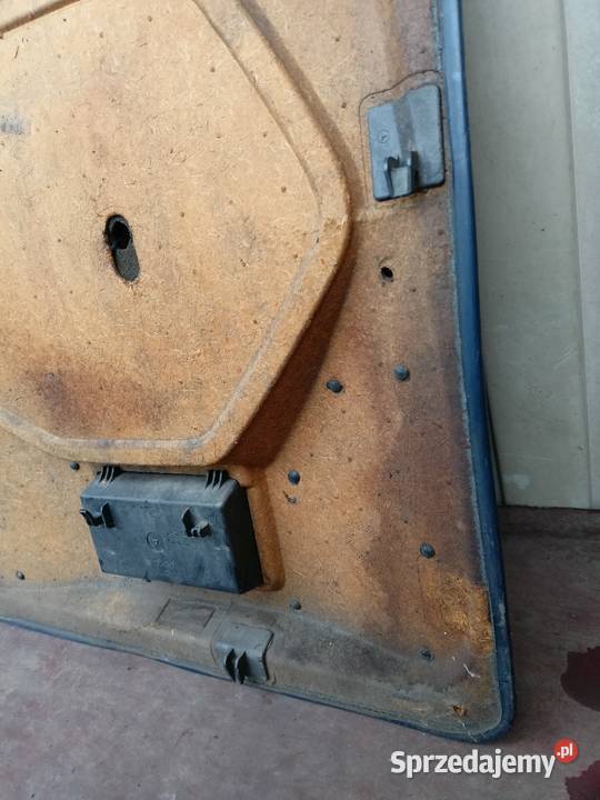 Mercedes W124 tapicerka drzwi prawy tył Skarżysko-Kamienna