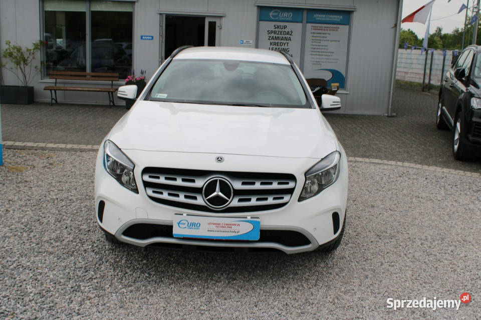 Mercedes GLA 180 Fvat Gwarancja Salon Polska komputer pokładowy mazowieckie Warszawa