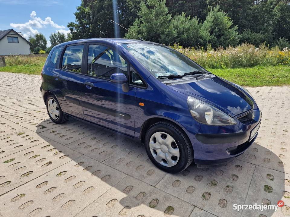 Honda Jazz 14 benz bezwypadkowabez korozji Rok produkcji 2002 Niestępowo sprzedam