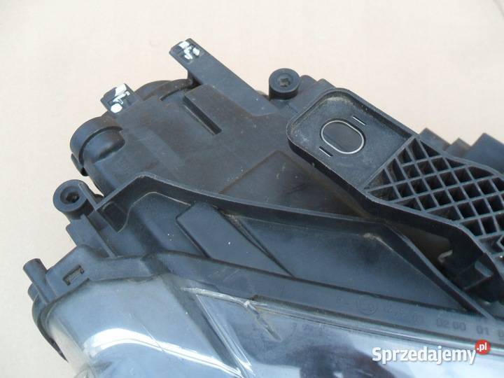 Audi Q3 8u0 1114 Xenon Eu Prawa Przód Nieskrętna prawe
