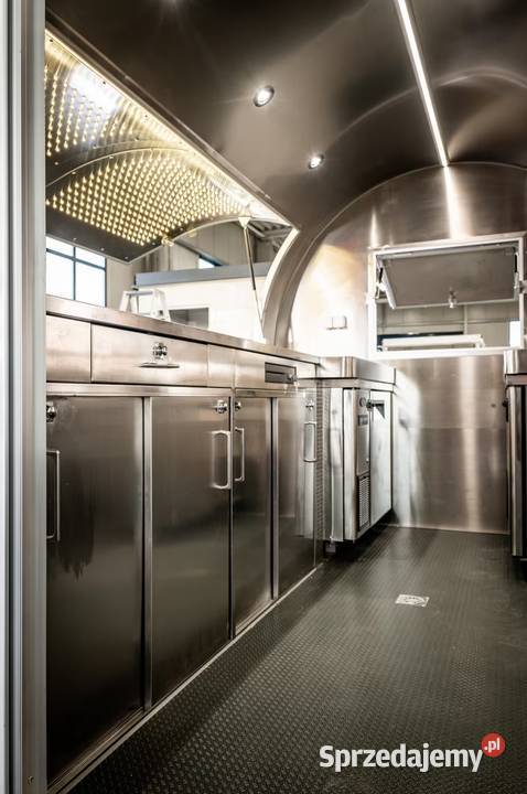 Delistar EasyGo 280 przyczepa gastronomiczna