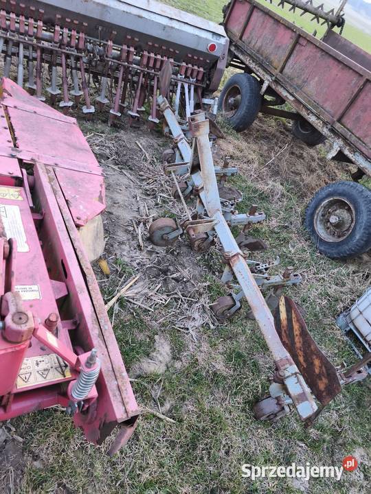 Rozsiewacz nawozu LELY 800 siewka Tuszyn