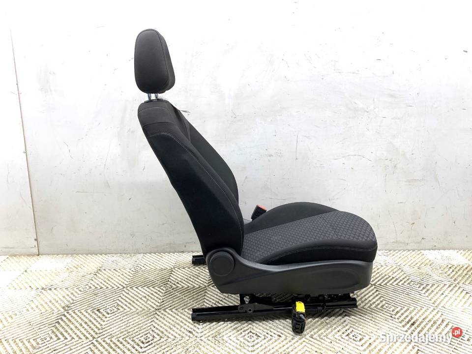 FOTEL PRAWY PRZÓD OPEL ASTRA K Inny SIEDZENIE