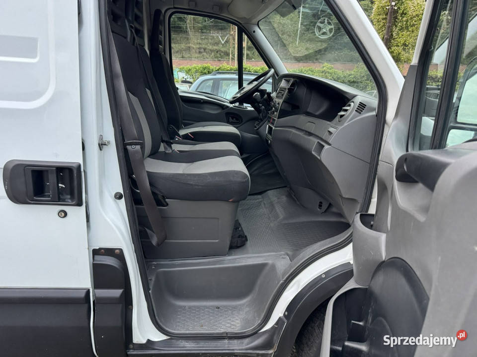 Iveco Daily 35C13 V 23HPi126L3H2Drugi nieuszkodzony Iveco