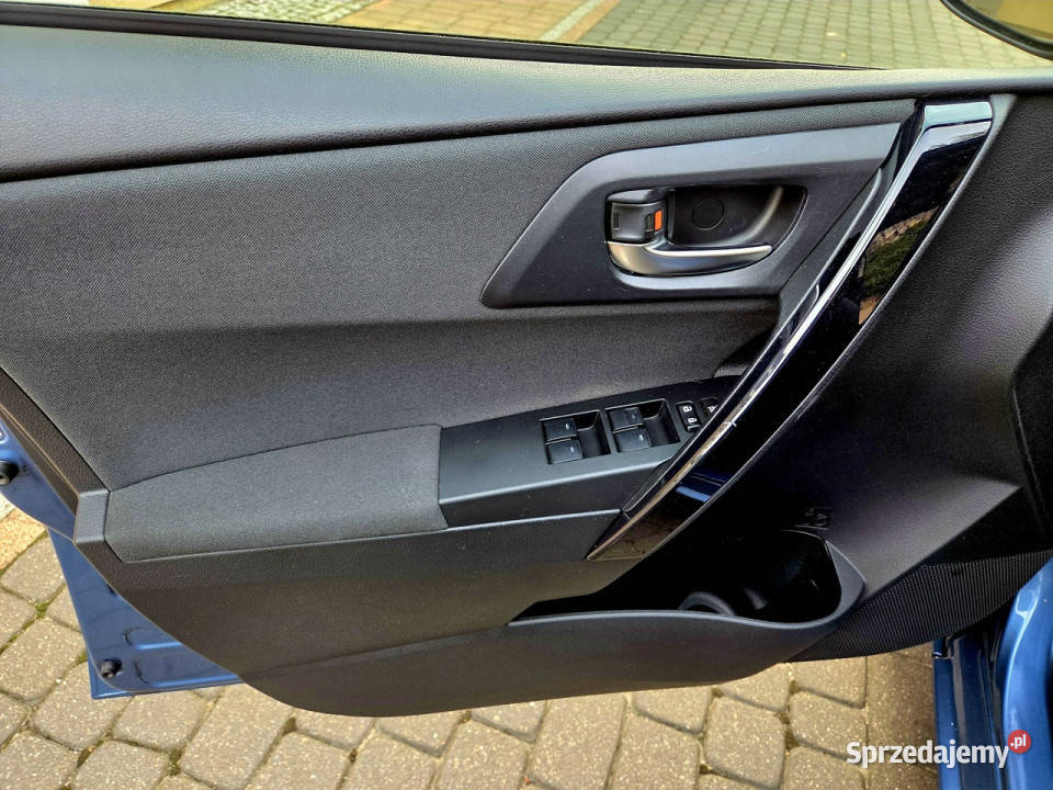 Toyota Auris II 2012 klimatyzacja świętokrzyskie Zagnańsk sprzedam