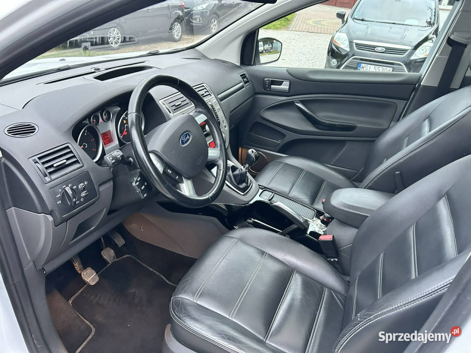 Ford Kuga Super stan zarejestrowany w Polsce I czujnik parkowania Nowe Iganie