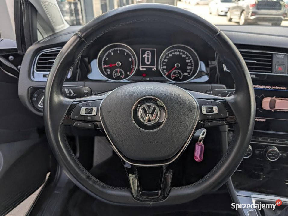 Volkswagen Golf 2019r ACC Panorama CarPlay nieuszkodzony Gdańsk