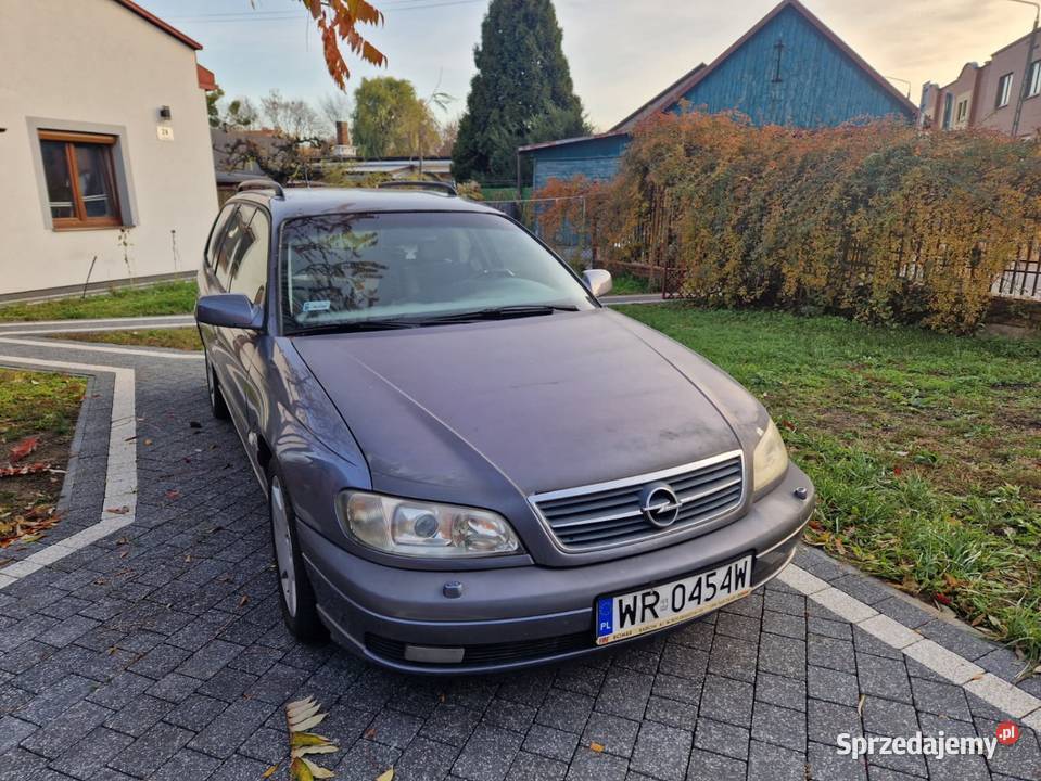 Opel omega 26 Omega Radom
