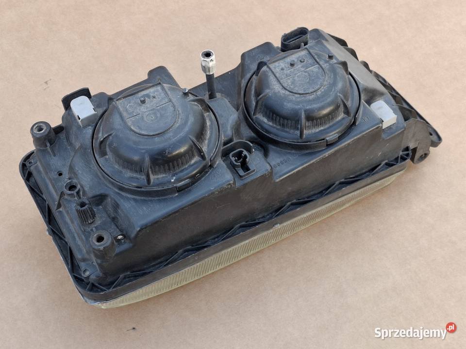 IVECO STRALIS EUROCARGO REFLEKTOR LEWY LAMPA Bieleń