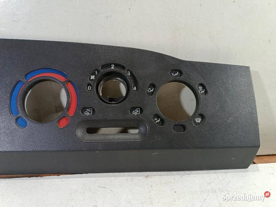 RAMKA PANELU NAWIEWU IVECO DAILY III 9906 28 JTD Deski rozdzielcze, konsole