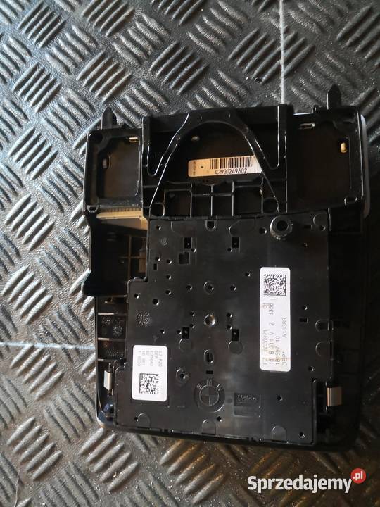 LAMPKA DACHU KABINY LED MPAKIET BMW 6826921 osobowe