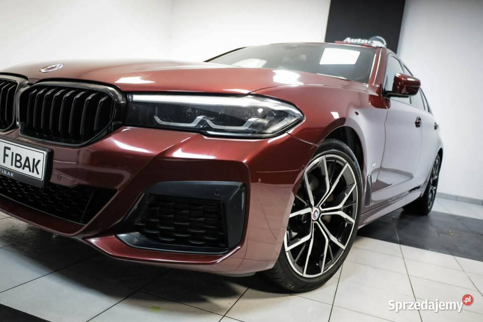 BMW 520 LCI190xDriveMpakietSalon PolskaI podgrzewane fotele