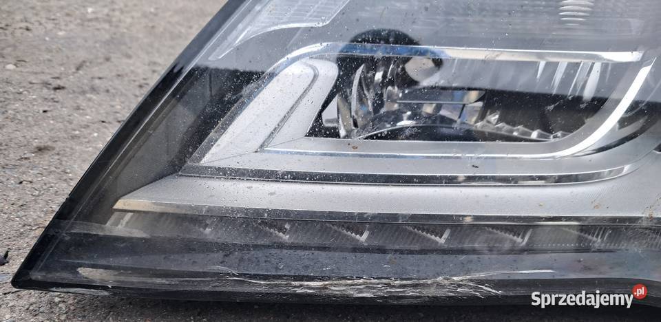 AUDI A7 LAMPA 4G8941003AG lewe Lampy przednie Wrocław