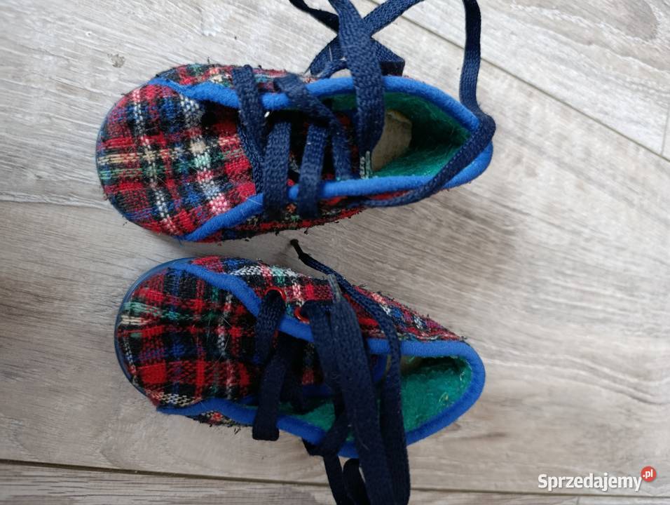 kapcie chłopięce buty rozmiar 20 długość wkładki