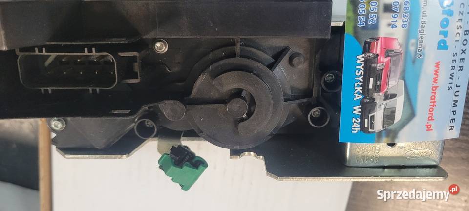 ZAMEK LEWY FORD CONNECT 8T1AV21813CB 5197941 dostawcze Radom sprzedam