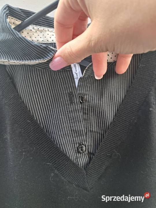 Klasyczna czarna bluzka z kołnierzykiem Next Trąbki Wielkie