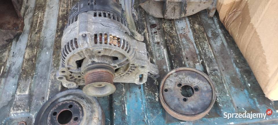 Alternator 16 TD 70 a Volkswagen Transporter T3