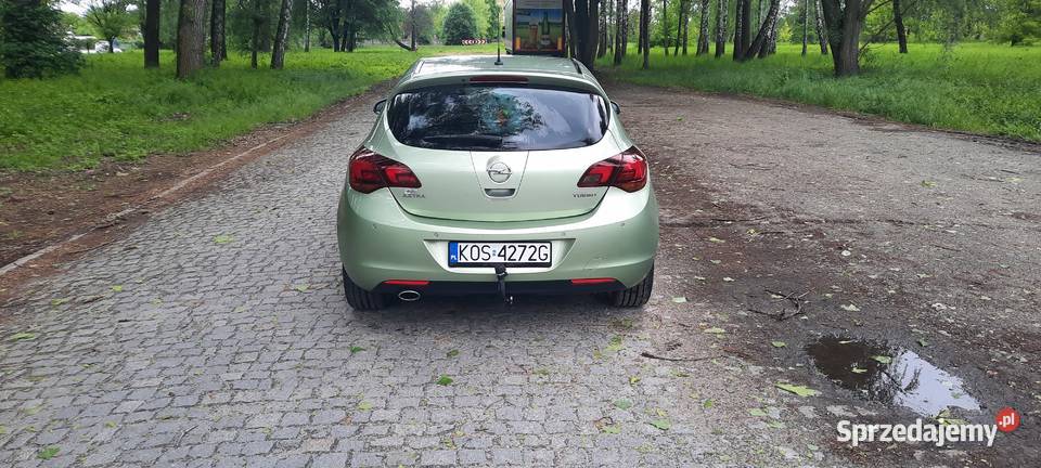 Astra 14 turbo niski przebieg pierwszy garażowany Oświęcim