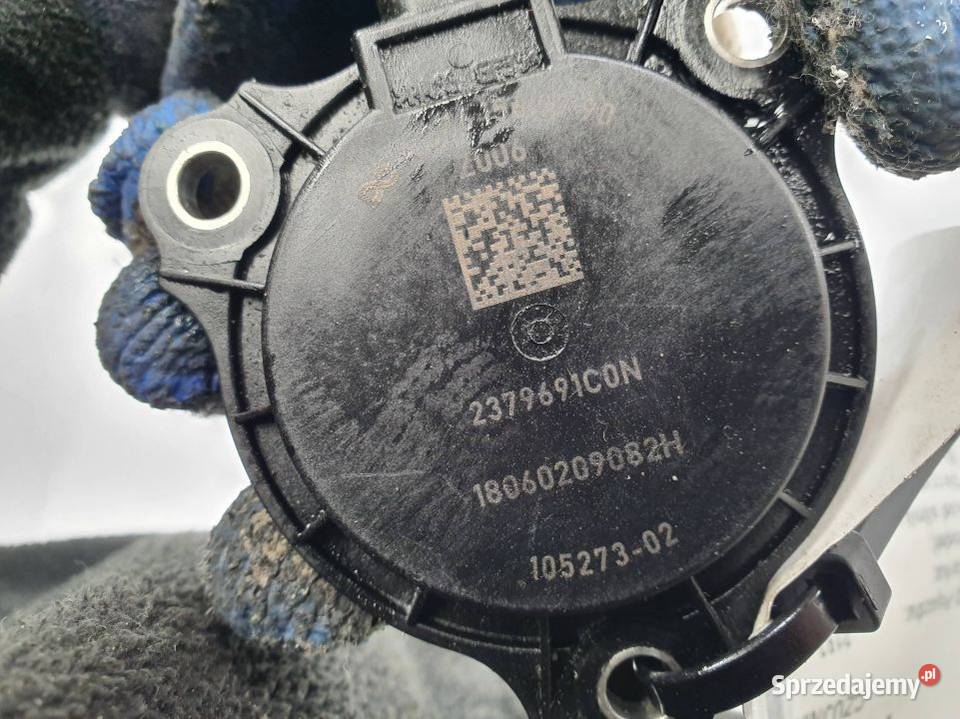 CZUJNIK MERCEDES C W205 4MATIC A2761560790 Lipno