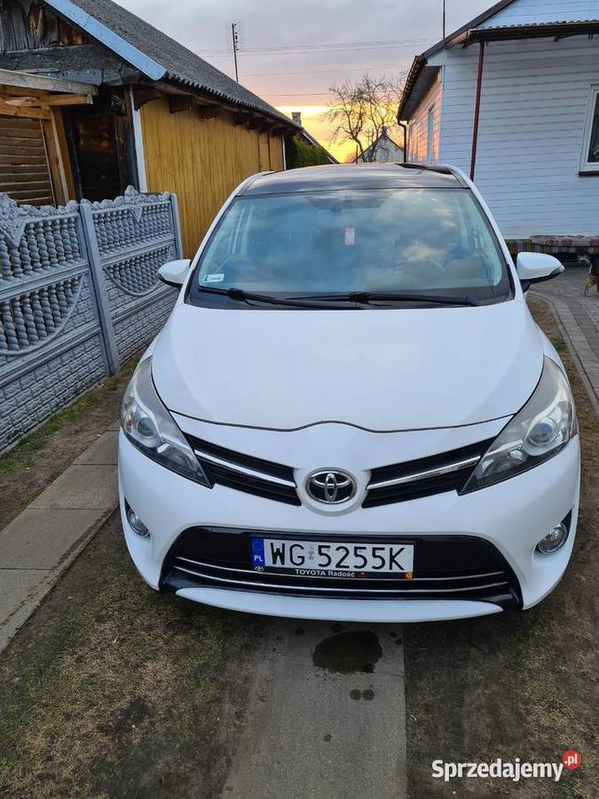 Toyota Verso hak Verso Garwolin