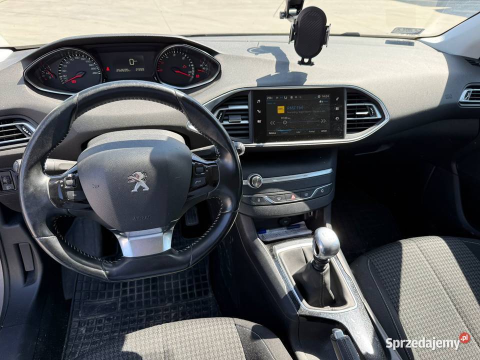 Peugeot 308 15 BLUEHDi 130 2018 Józefów sprzedam