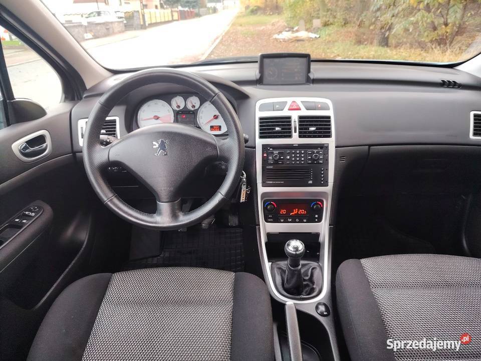 Peugeot 307 16 2006 gniazdo AUX wielkopolskie Wilkowyja