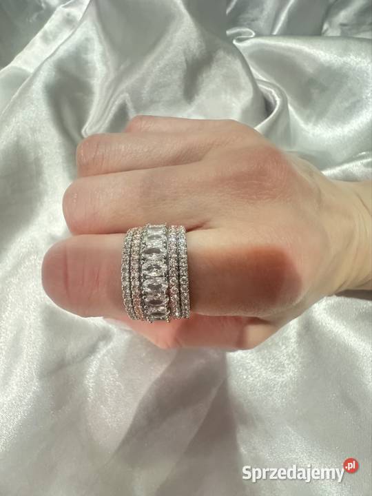 pierścień
