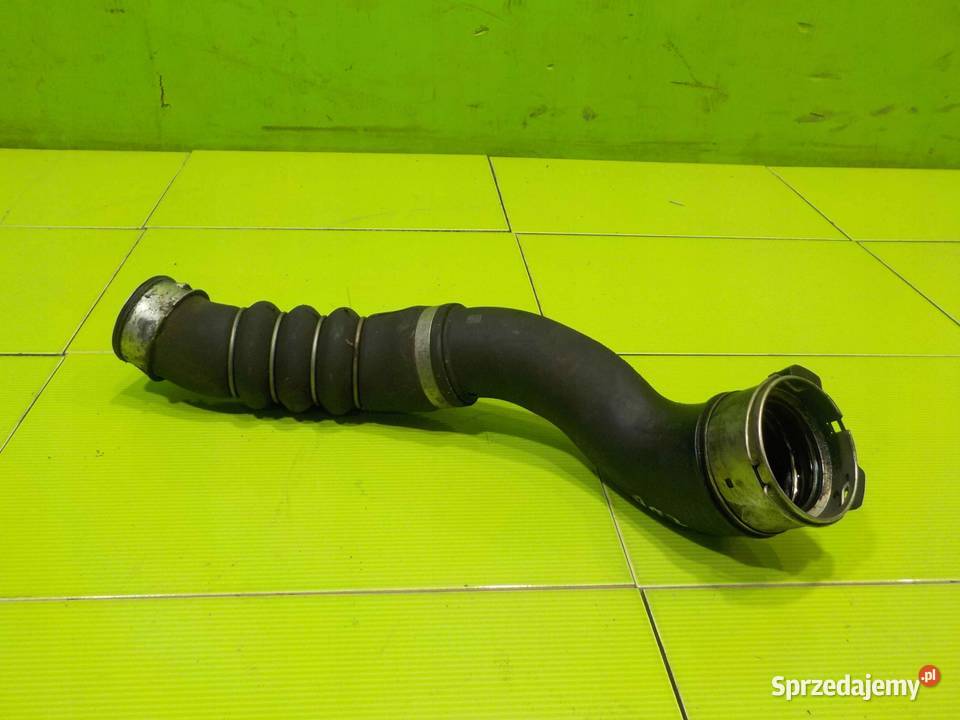 BMW 3 E90 LIFT 20 D 10r rura intercoolera Suków