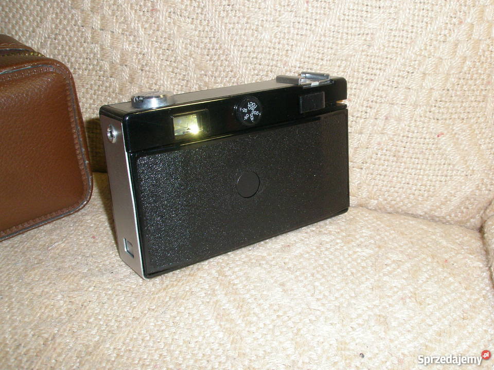 Aparat fotograficzny Vilia na błonę 35 mm