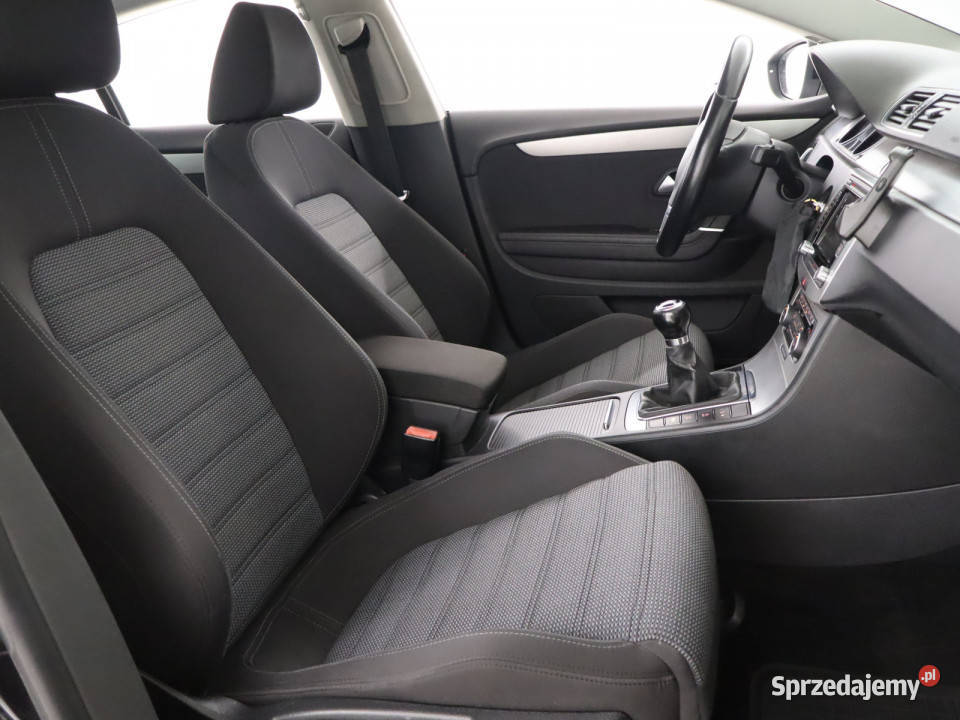 VW Passat CC 20 TDI czarny Bielany Wrocławskie