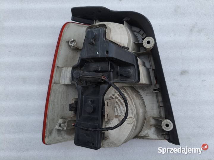 Lampa Prawy Tył Tylna Prawa VW Touran I Wyszków