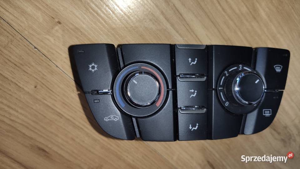 Panel nawiewu klimatyzacji Opel ASTRA J 13435154 Bytom