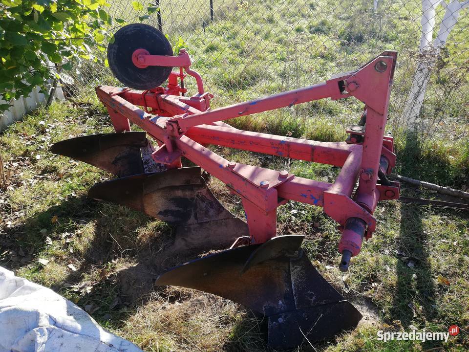 Pług 3 skibowy nieuszkodzony łódzkie