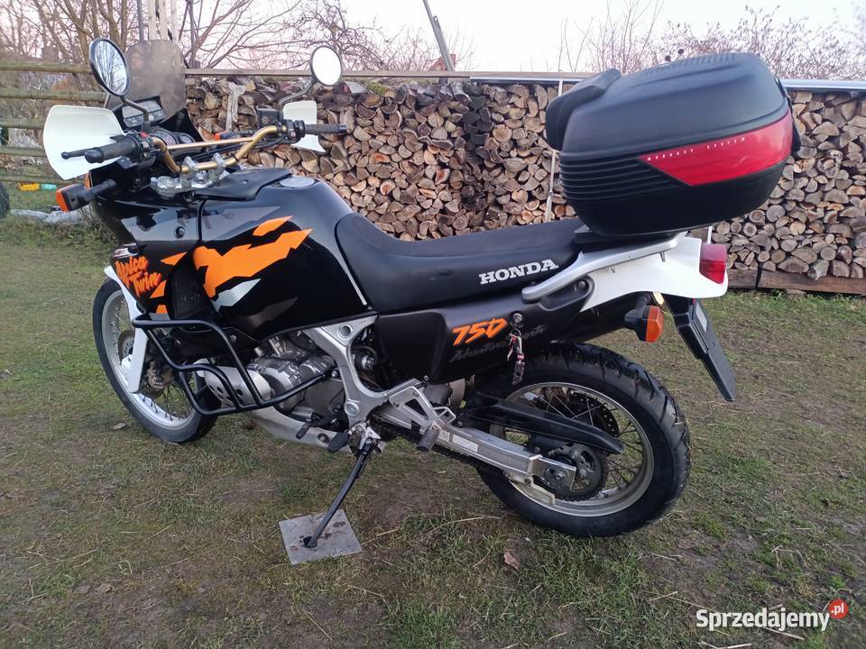 Honda africa twin 750