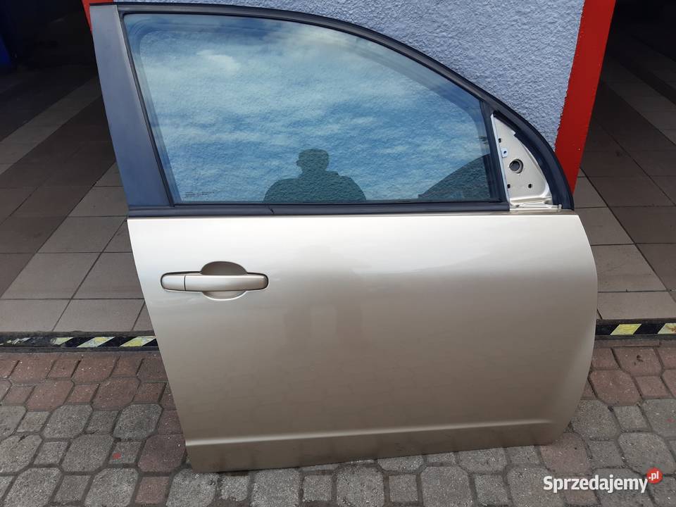 Suzuki XL7 36 0709 drzwi przód prawy Rumia