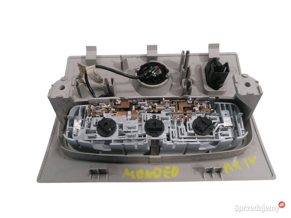 LAMPKA OŚWIETLENIA FORD MONDEO MK4 0715 20 TDCI Części samochodowe wielkopolskie