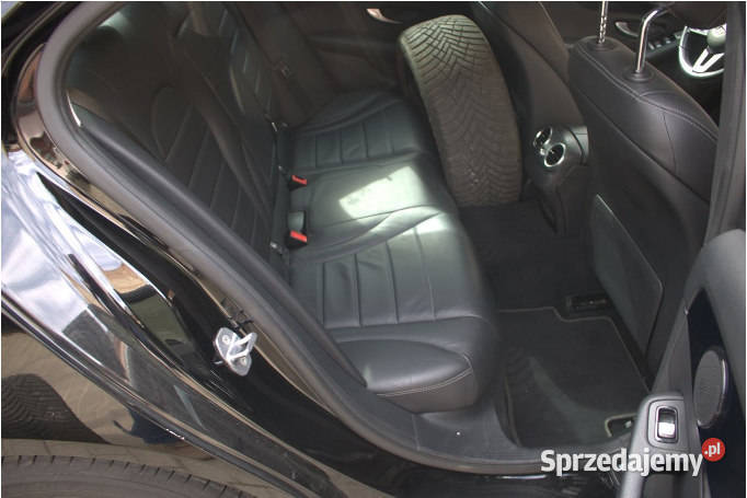 MERCEDESBENZ C 200 4MATIC 2018 149700 ccm 184 Warszawa