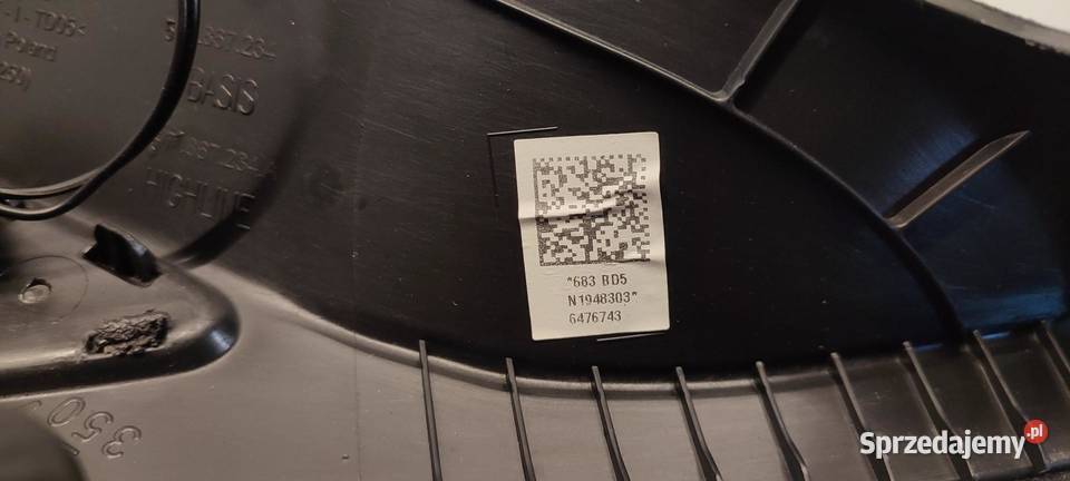 VW TAYRON OSŁONA SŁUPKA PRAWY PRZÓD RLINE