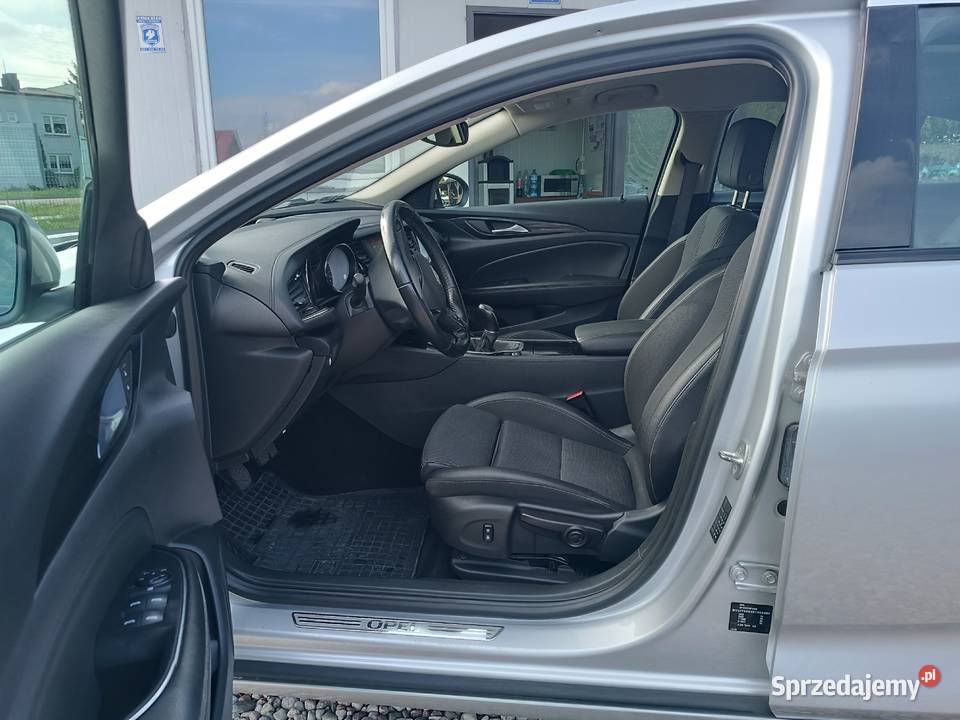OPEL INSIGNIA GRAND SPORT INNOVATION 16 BENZ 200