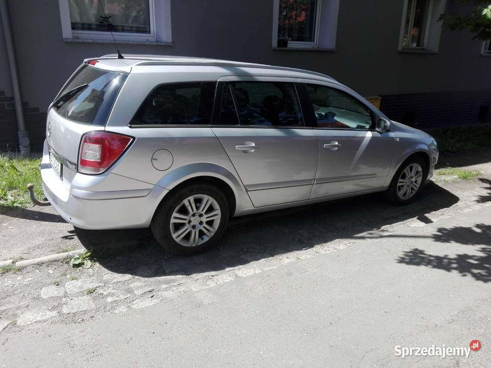 Opel Astra H z Hakiem Wałbrzych