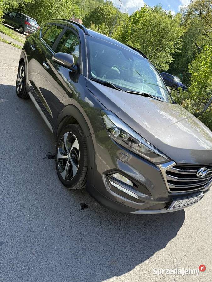 Hyundai Tucson długie opłaty 1685cm3 Wałbrzych sprzedam
