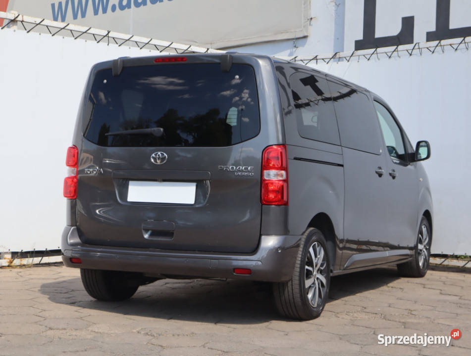 Toyota ProAce Verso 20 D4D szary Łódź