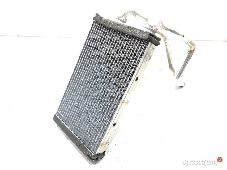 NAGRZEWNICA MITSUBISHI OUTLANDER III SUV KOMBAJN