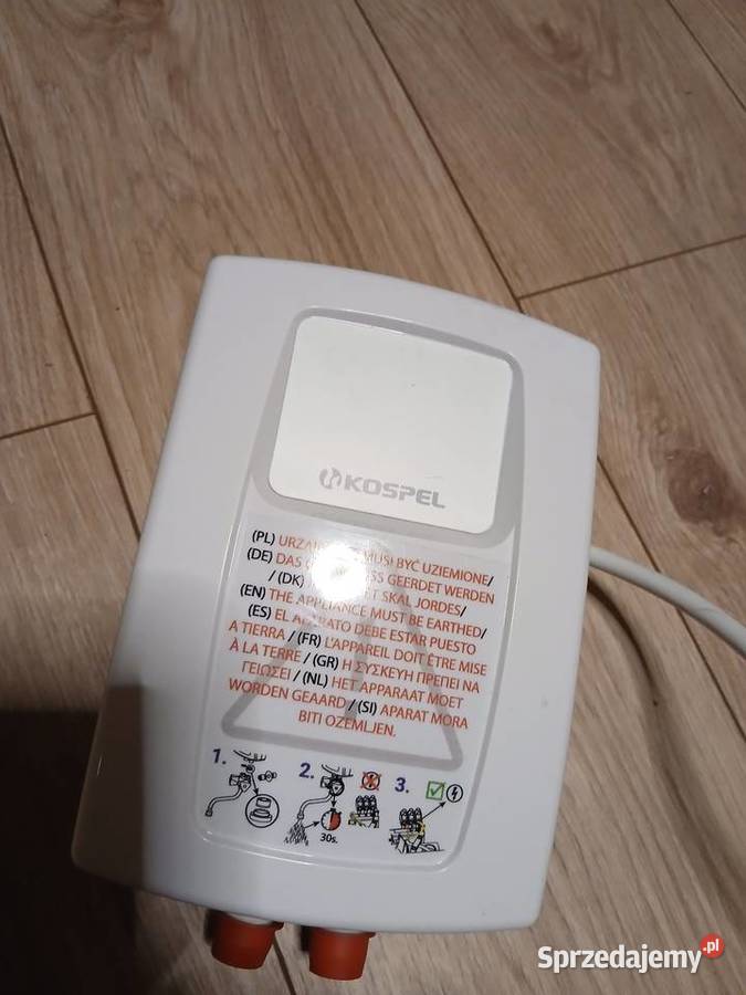 Elektryczny przepływowy podgrzewacz wody Czarnocin