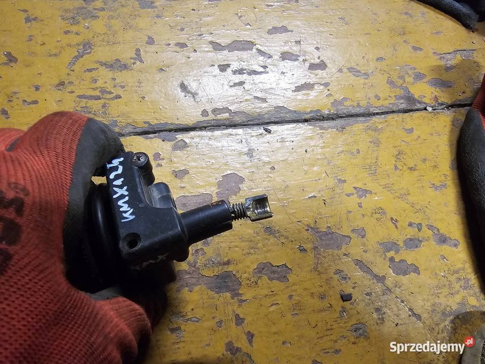 Kawasaki KMX 125 rolgaz manetka gazu guma prawa Manetki Jelenia Góra