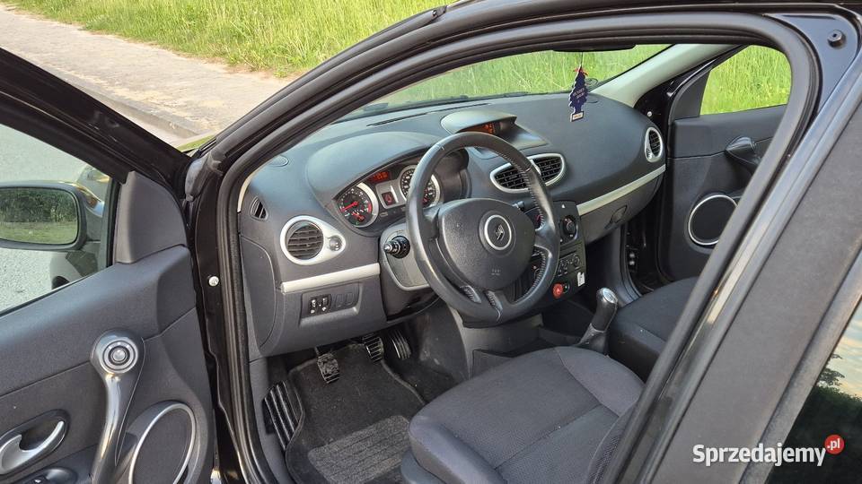 RENAULT CLIO III 12B OPŁACONY Z NIEMIEC KLIMA wielofunkcyjna kierownica Końskie sprzedam